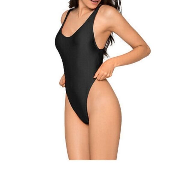 ⭐️NWT RELLECIGA high cut low back swimsuit⭐️ - Picture 2 of 3